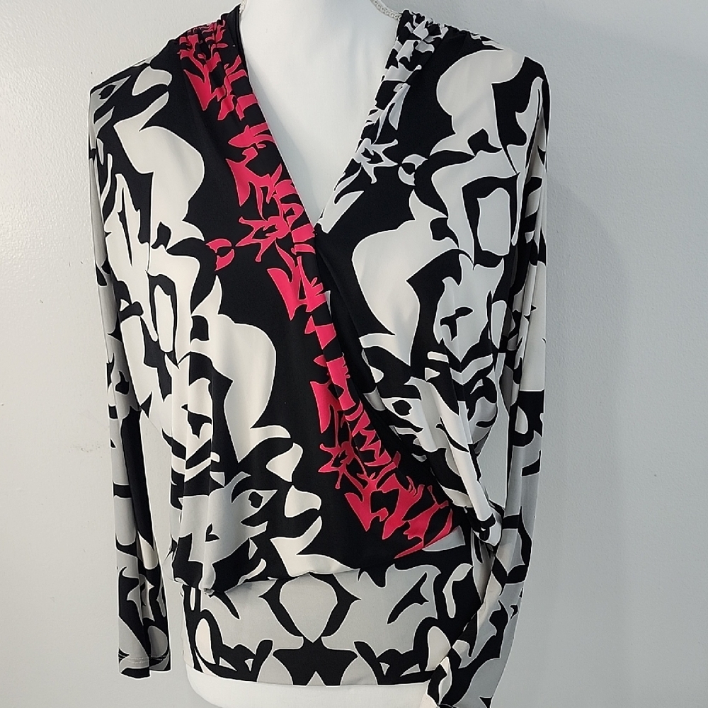 Analili Black and White Blouse with Pink Detail